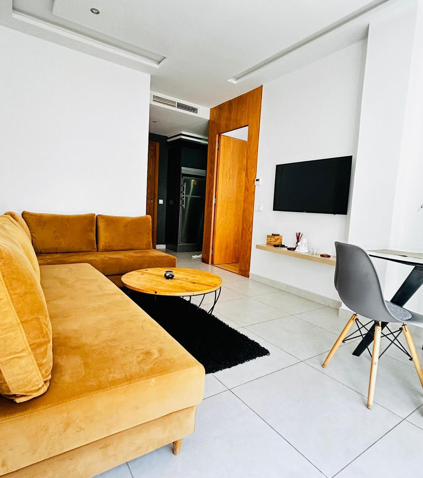 Appartement De Charme Terrasse Parking Casablanca Exterior foto